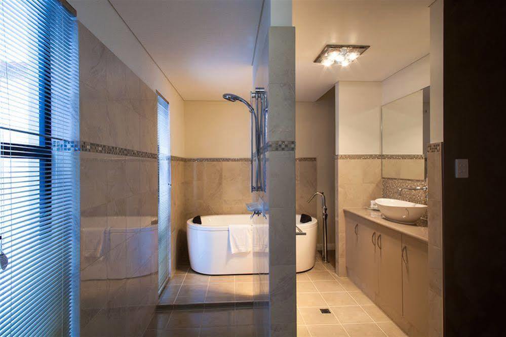 Waves Villa *
